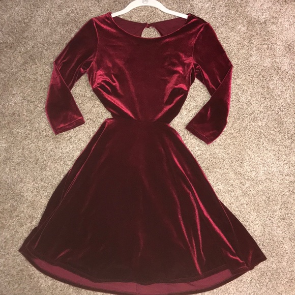 Lulus Dresses & Skirts - Dress